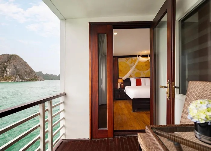 Amanda Premier Cruise Ha Long